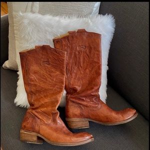 Frye Carson tab boots, cognac color, 7.5